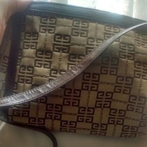 Price drop last call GIVENCHY VINTAGE